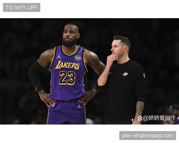 湖人遭遇三连败排名下滑，关键球处理成球队近期短板